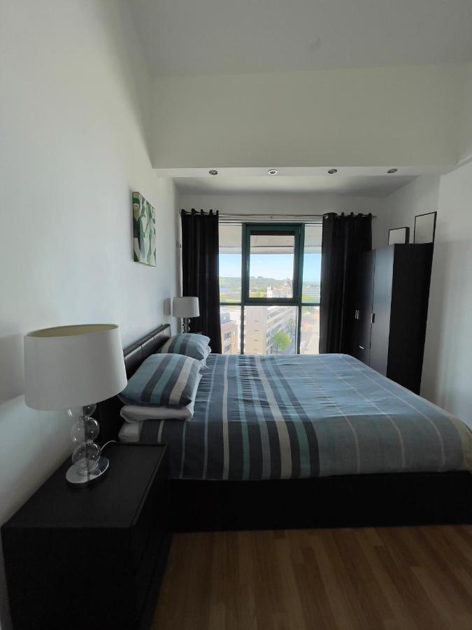 Ocean Crescent Plymouth City Centre Penthouse Level Apartment ภายนอก รูปภาพ